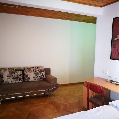Hotel Salo Tbilisi Exteriör bild