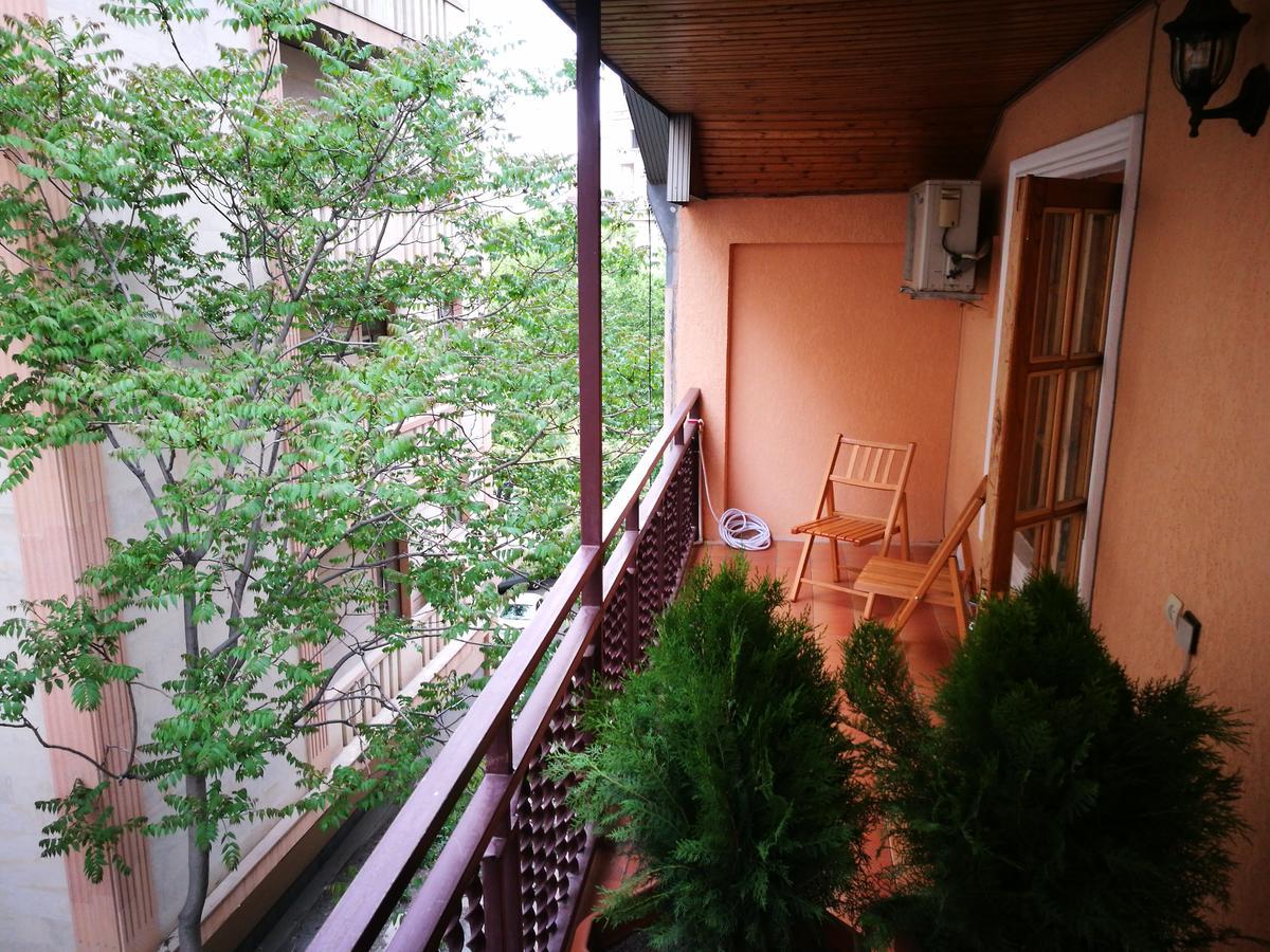 Hotel Salo Tbilisi Exteriör bild